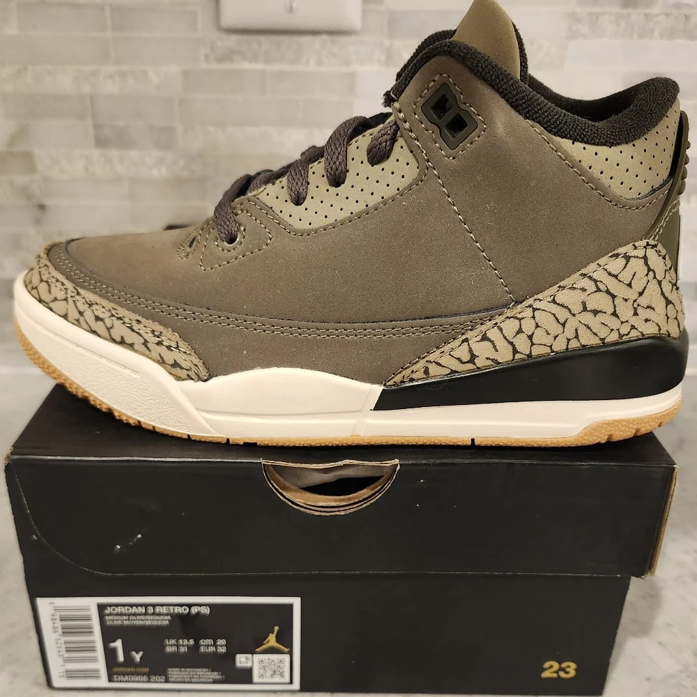 Air Jordan 3 Retro PS Family Affair Olive Kids 1Y NIB